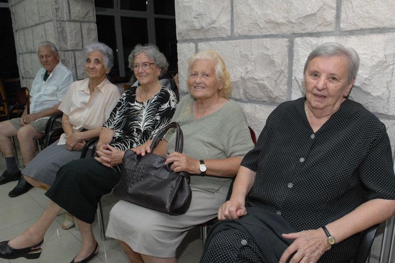 Umirovljenici Primorja posjetili Krku