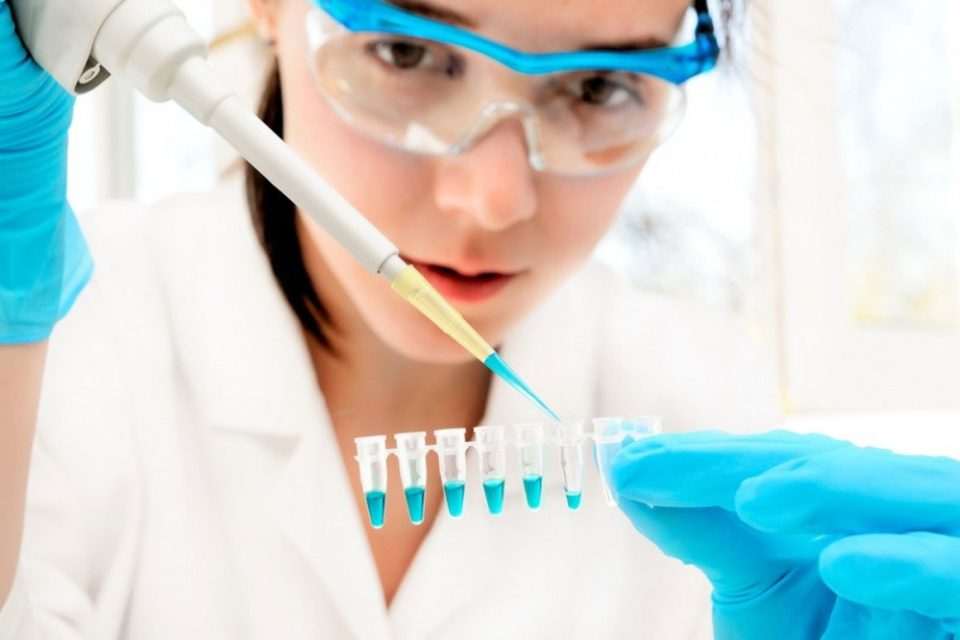Znanost (Shutterstock Images LLC)