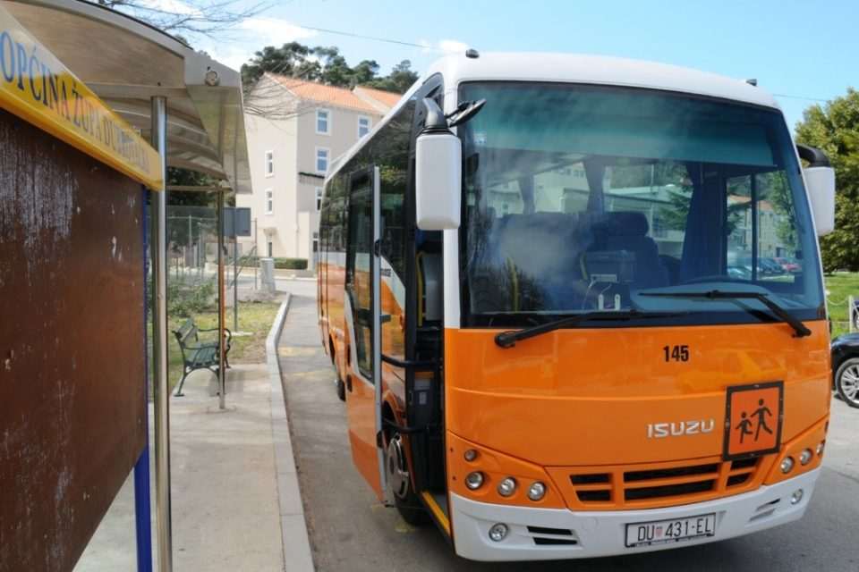 autobus skolski19