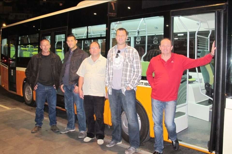 novi bus2