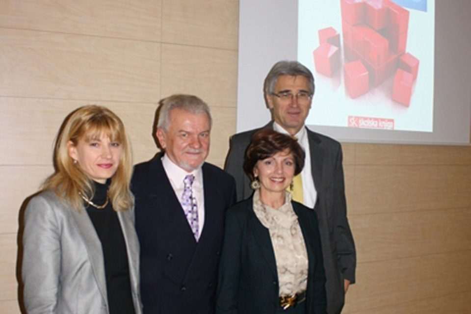 benic knjiga naslovna