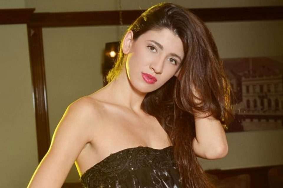 fiktera m