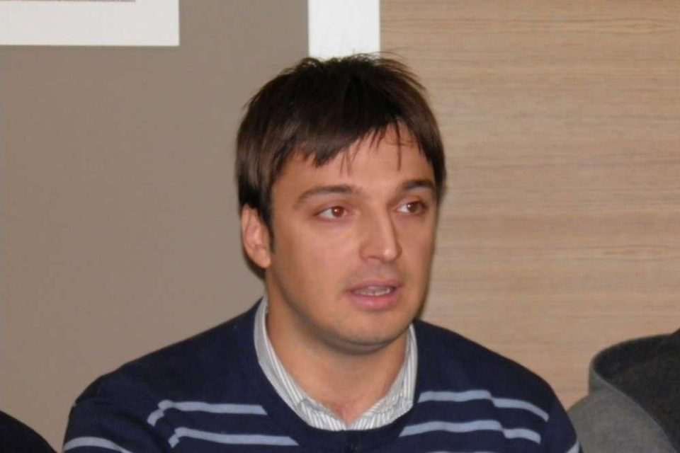 mirisi pusic 01