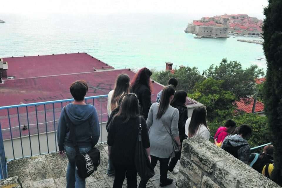 turisticko ugostiteljska skola 8009