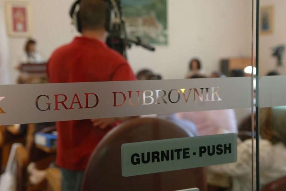 grad uprava 01