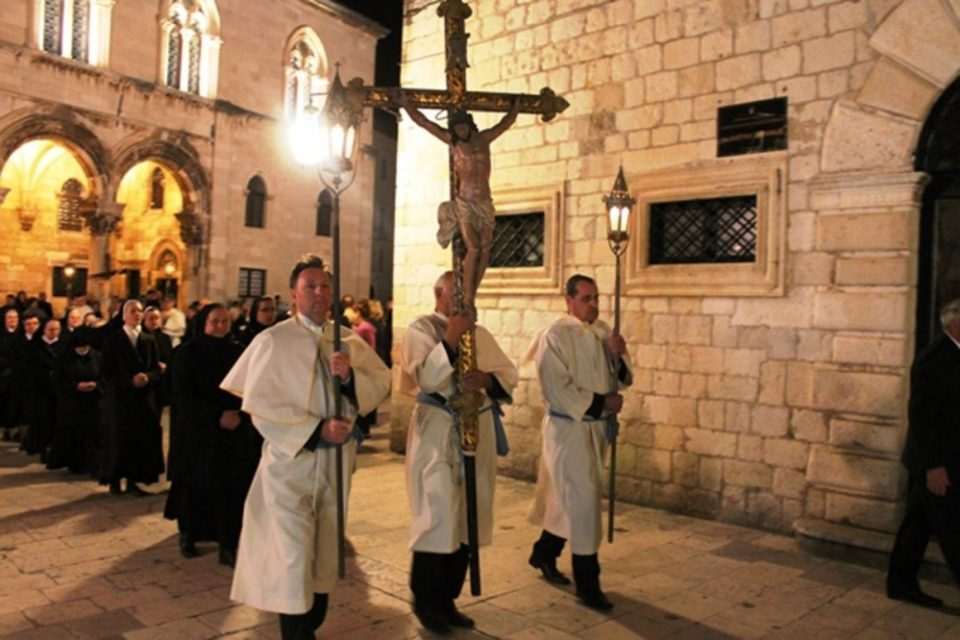 procesija1