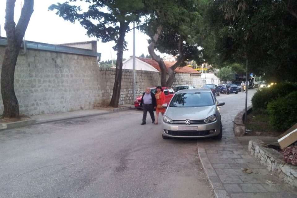 vlahusic automobil parking orsan