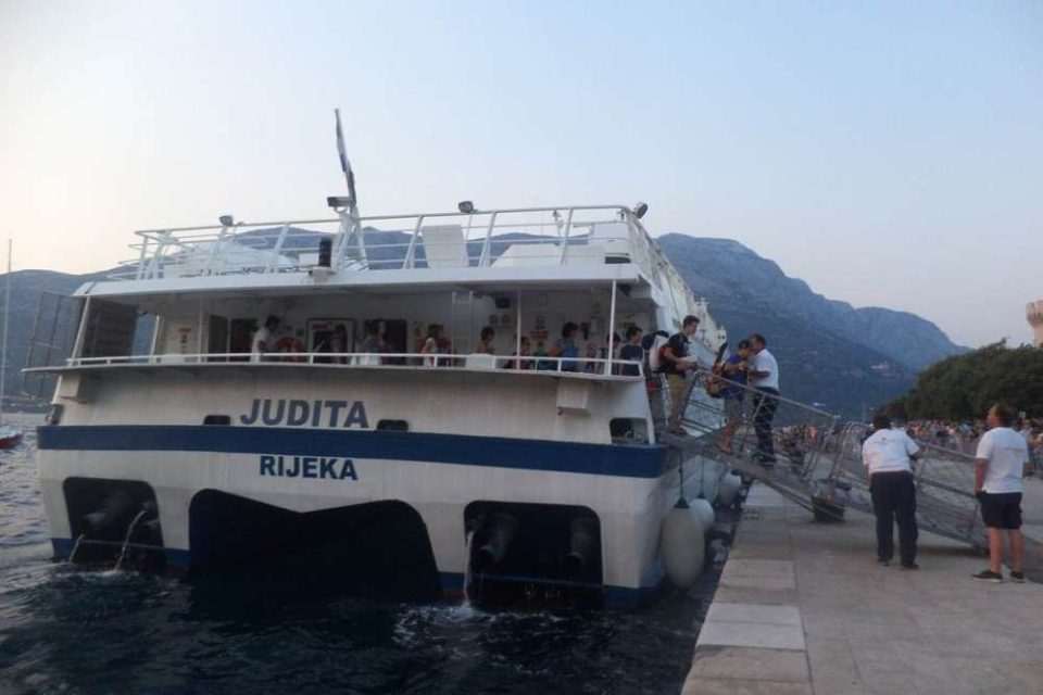 korcula prosvjed jadrolinija 130713(15)