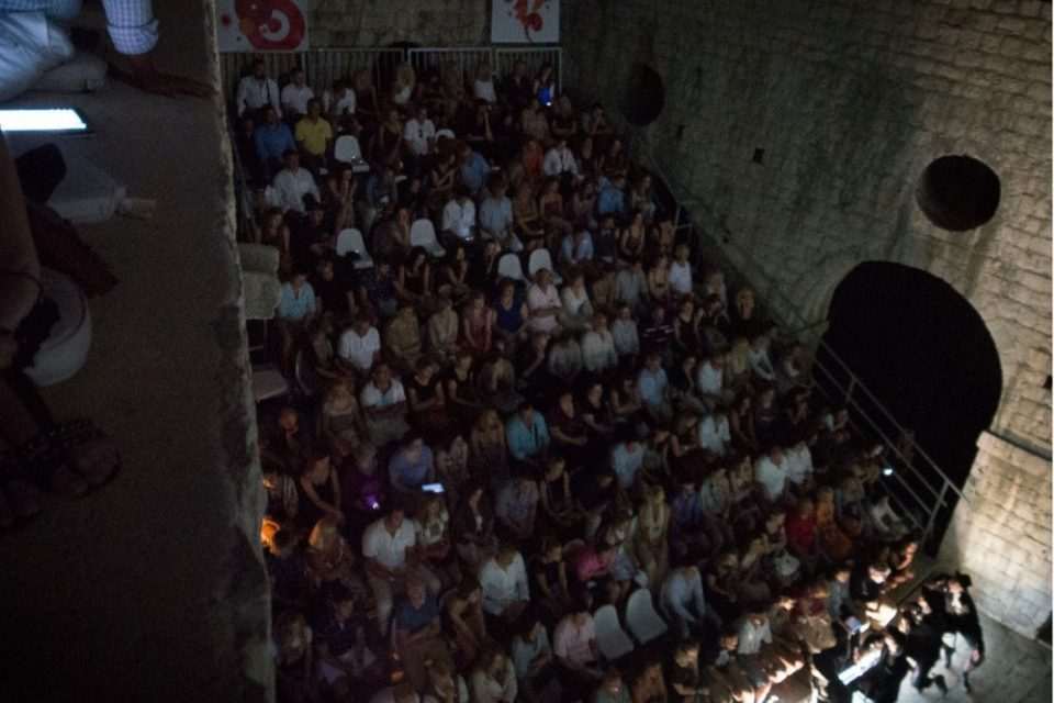 publika medeja titlovi 01