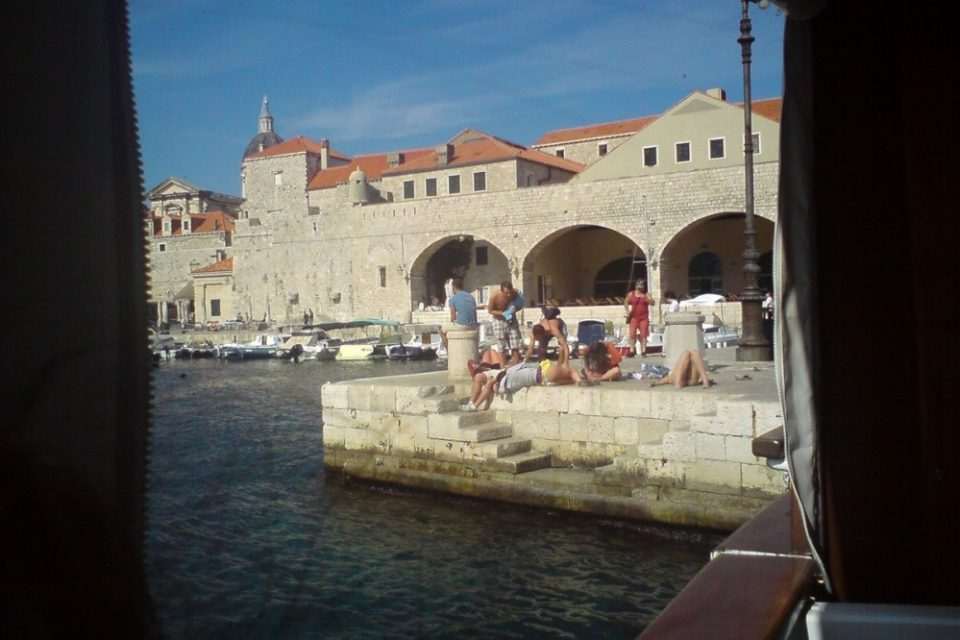 stranci spavaju 04