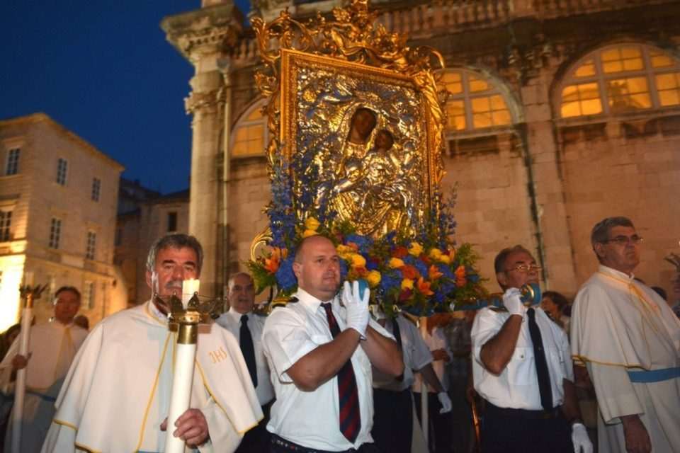gospa procesija6331