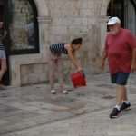 guzva turisti kruzeri 250813(6)