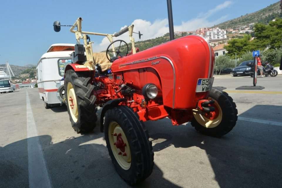 traktor108
