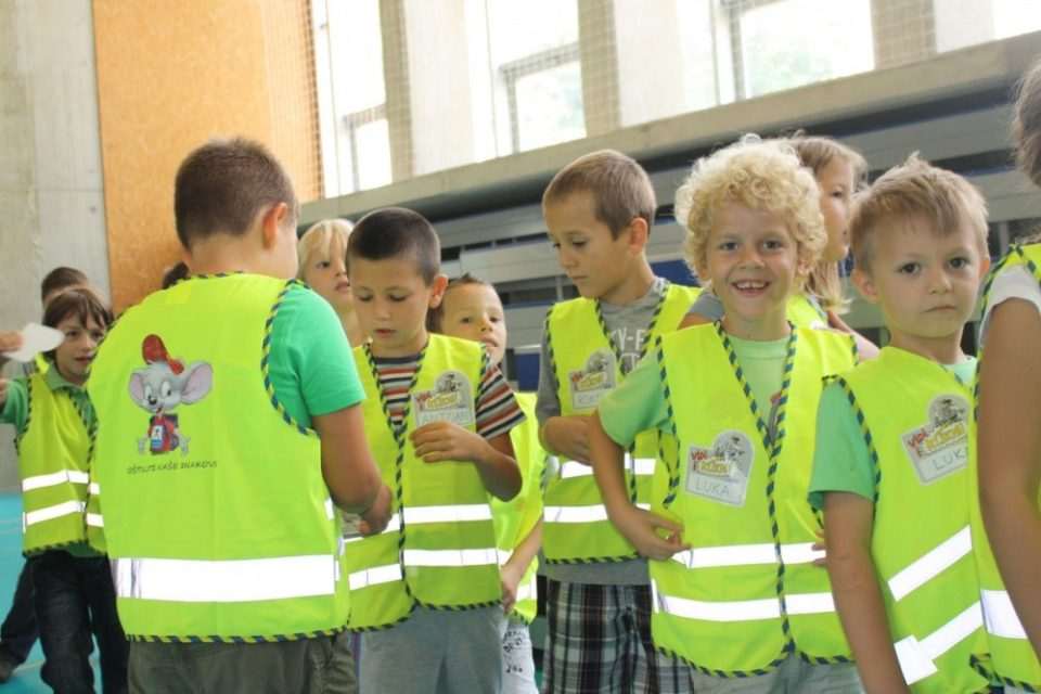 djecica policija 01