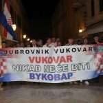 prosvjed stradun cirilica 240913(3)