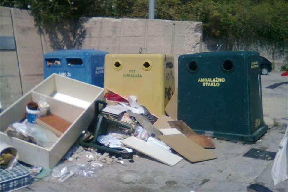 zeleni otoci smece 01 1