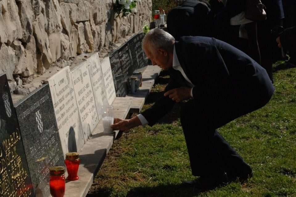 osojnik obljetnica spomenik branitelji 051013(1)