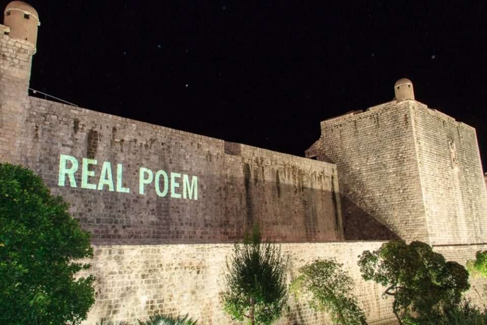 realpoem trece uho 03