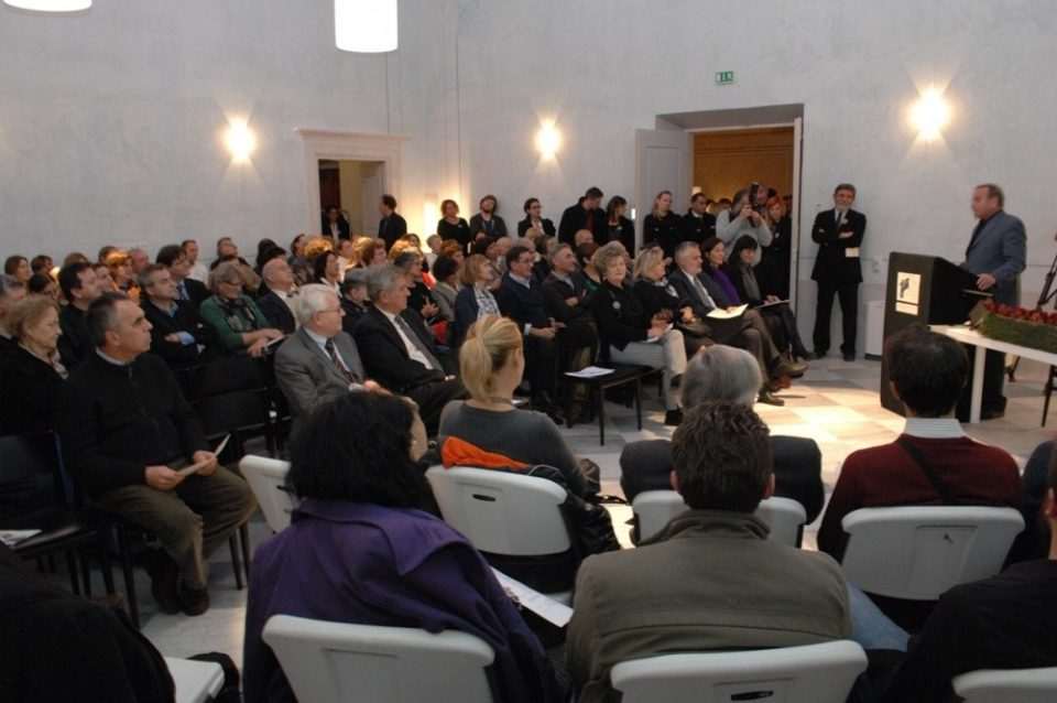 restauratori 20 godina 041213(15)