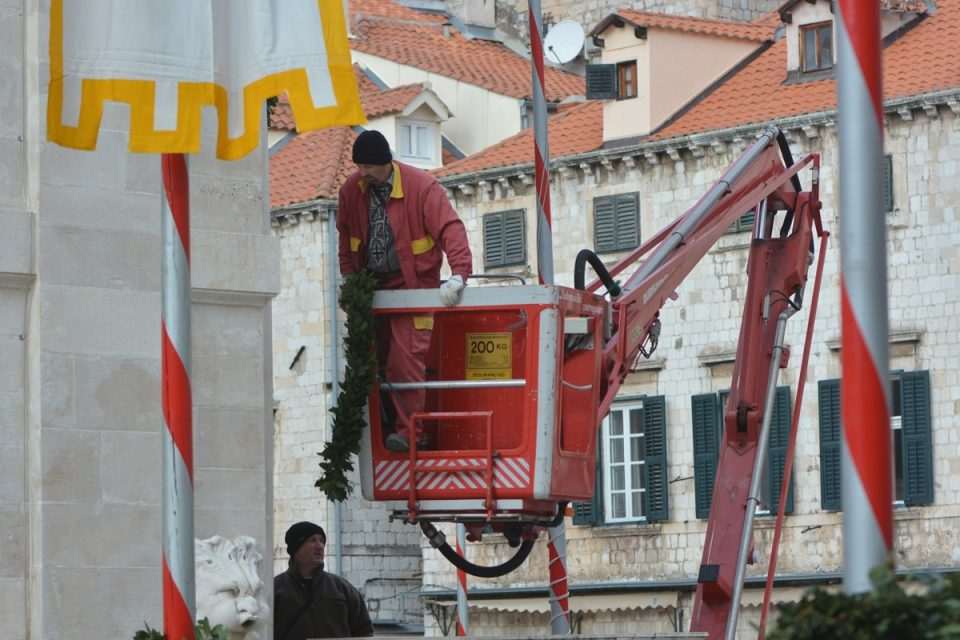 Kićenje Crkve sv. Vlaha