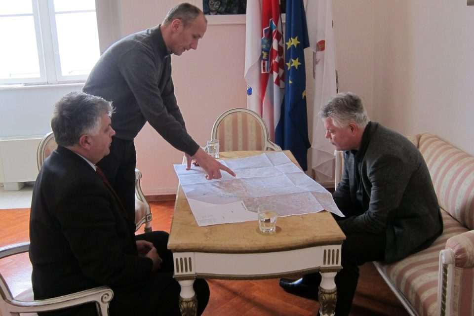 Vlahušić sa Šimunovićem (Općina Ravno)