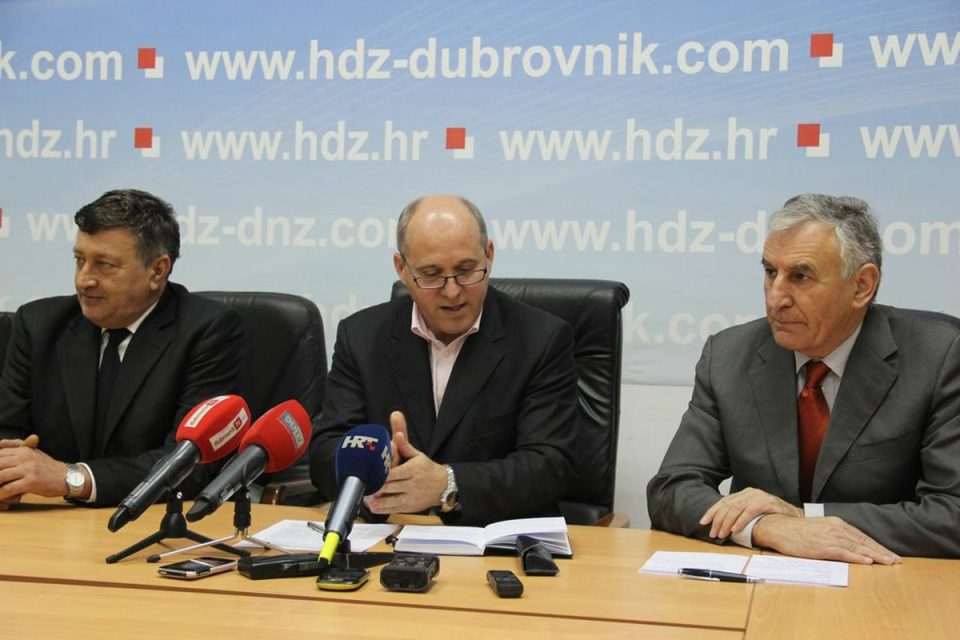 Hdz press zidine