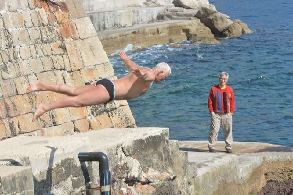 Zimsko kupanje u Uvalici