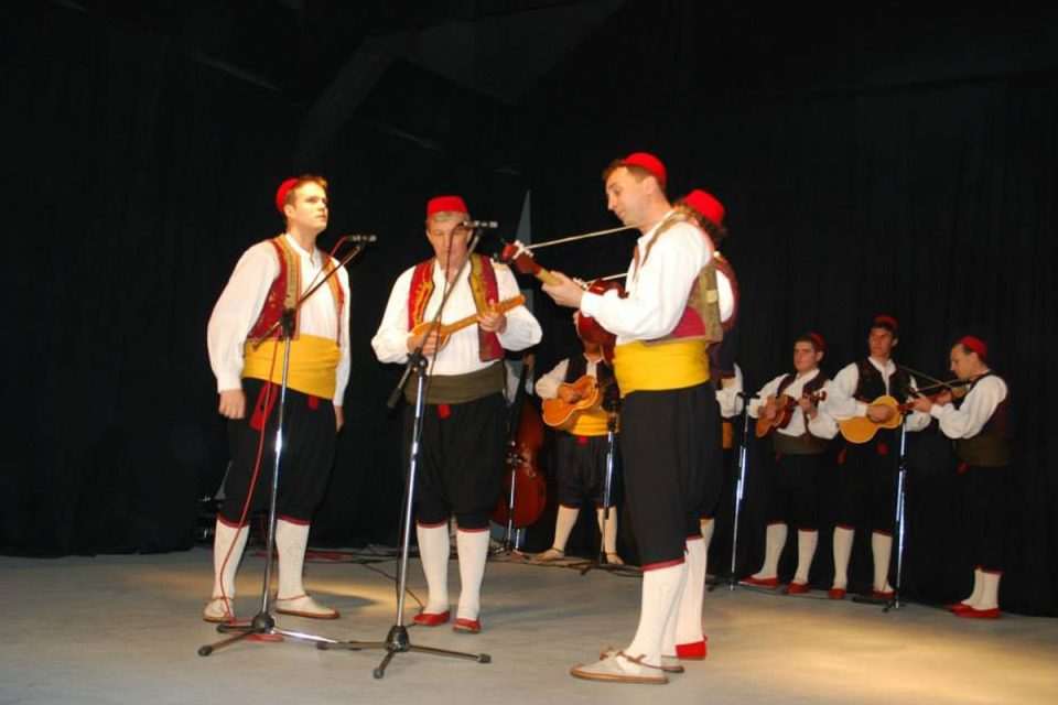 FA Linđo