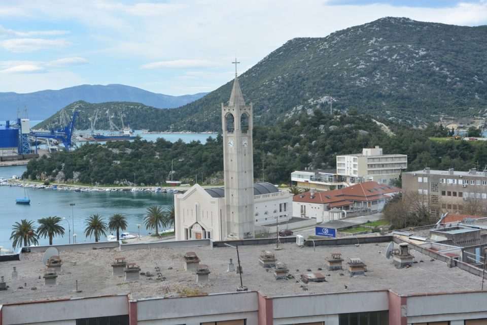 ploce