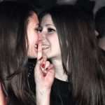 Minea, Ella i I Bee