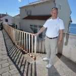 STANOVNICI GORICE: Popravite nam staru, zahrđalu ogradu! 5 gorica026