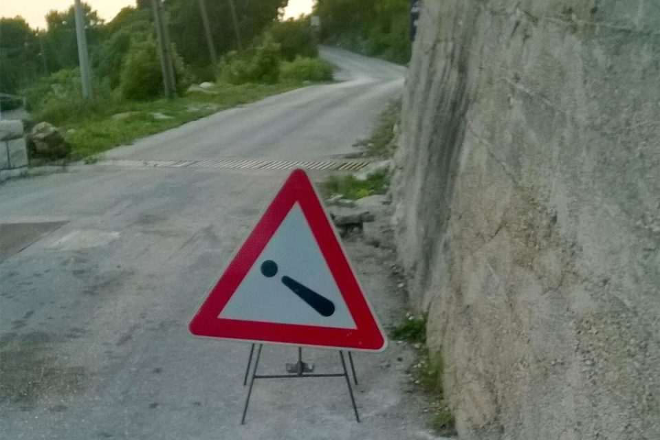 prometni znak zupa 220514 1