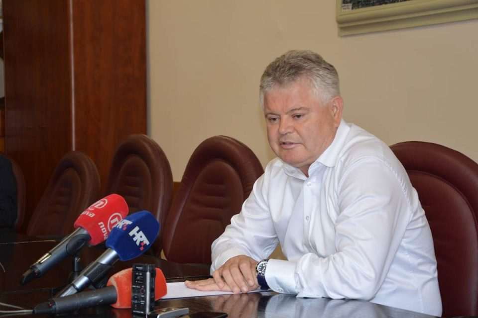 andro vlahusic 180614 1