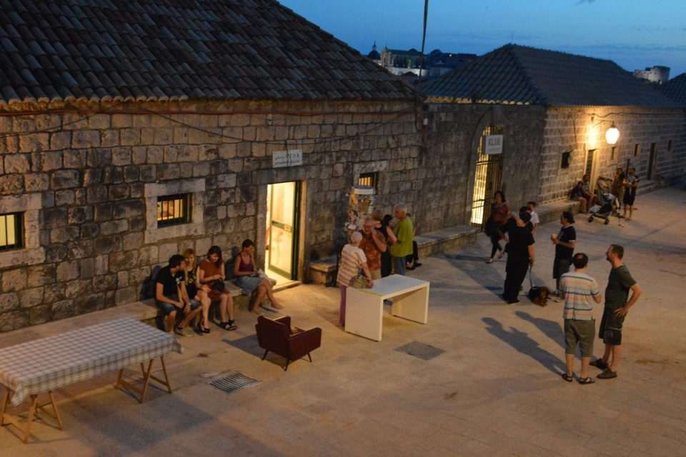 Suvremeni autori OTOK