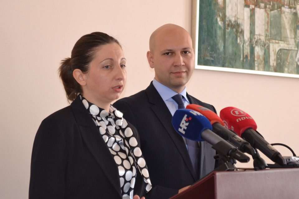 srsen strazicic01 3
