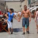 FOTO Vruće jutro na Stradunu! 4 stradun djir golotinja 7