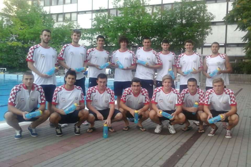 u 19 01