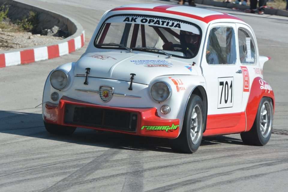 Autoslalom u Banicima
