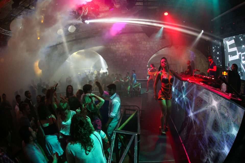 revelin dancelectric 6