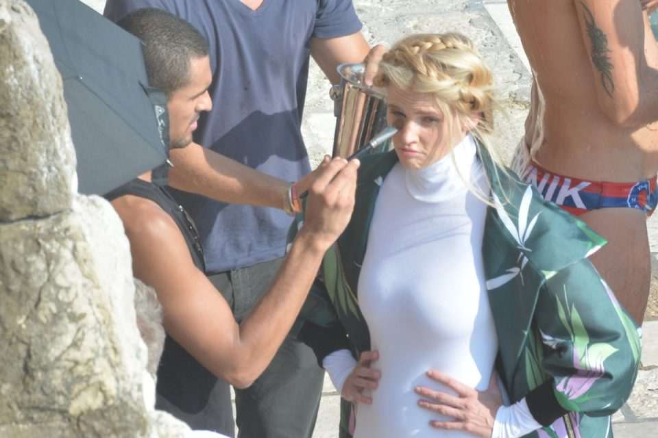 vogue jug 1