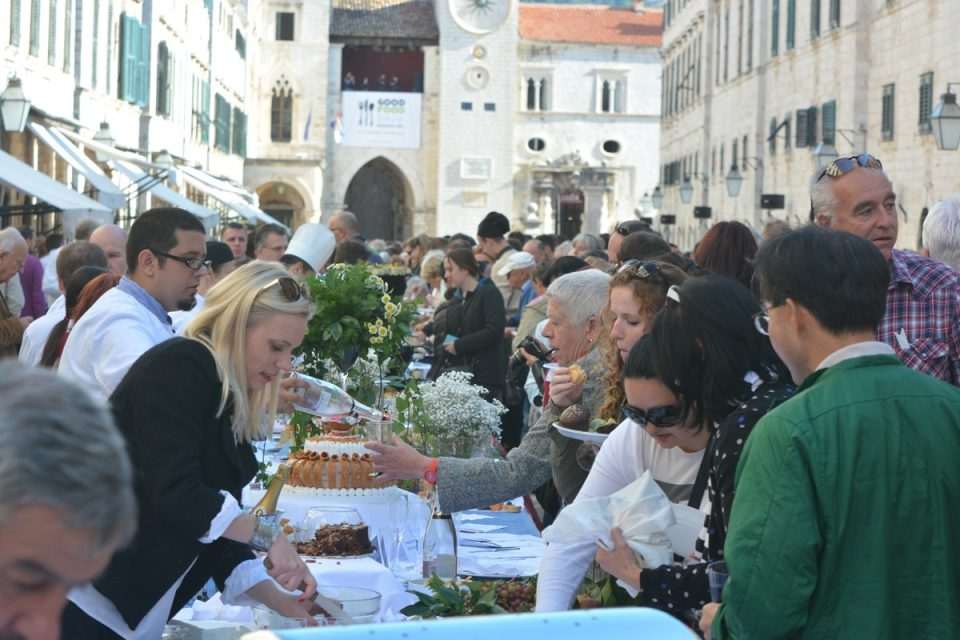 dubrovacka trpeza 2014 01
