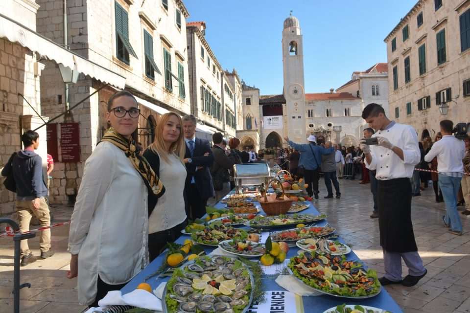dubrovacka trpeza 2014 022