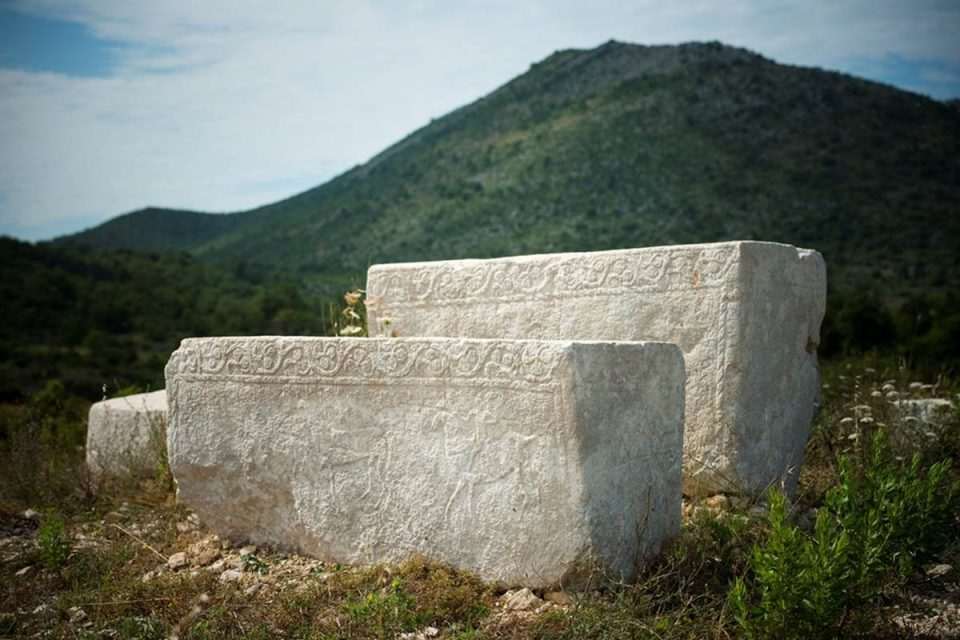 stazama stecaka