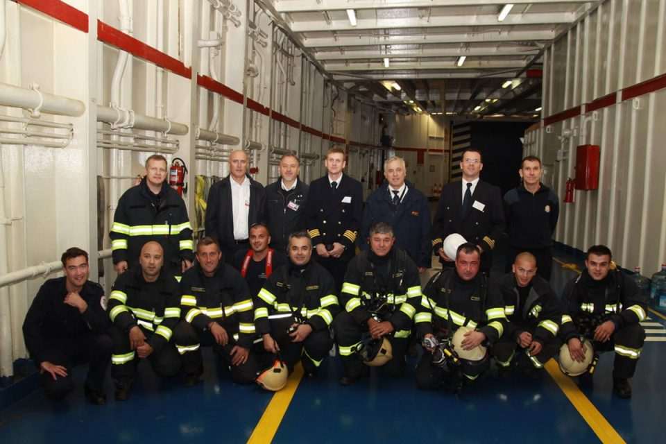 vatrogasci vjezba brod 13