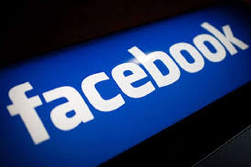 Facebook Wikipedia