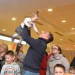 Natjecanje u puzanju i prematanju beba