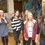 Natjecanje u puzanju i prematanju beba