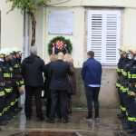 Polaganje vijenaca za vatrogasce poginule 6.12.1991.