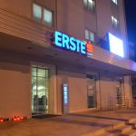 Udruga Franak svijeće pred bankama