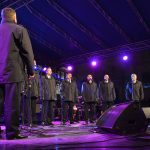 FOTOGALERIJA Pogledajte tko je sve bio na koncertu klapa Cambi i Sv. Juraj HRM na Stradunu! 16 Nastup klapa Cambi i Sv. Juraj HRM na Stradunu